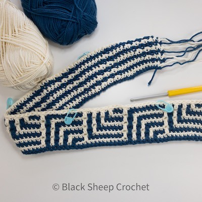 Mosaic Crochet: Modern Blankets in Love Overlay Mosaic